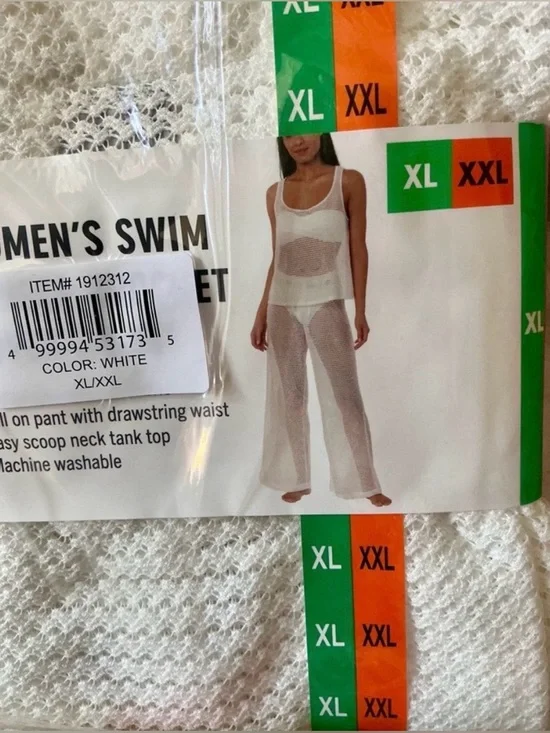 Hurley two-piece swim cover-up - Picture 3 of 3